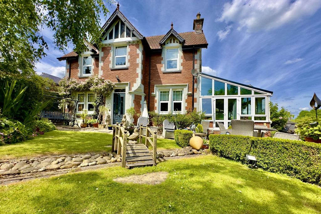 Property photo 1 of 21 Picture No. 05