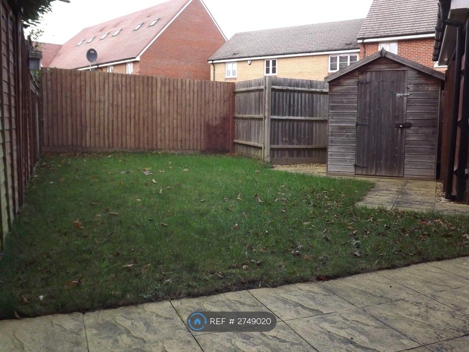 Property photo 3 of 19 Back Garden