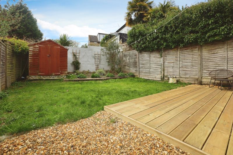 Property photo 2 of 10 Photo 11