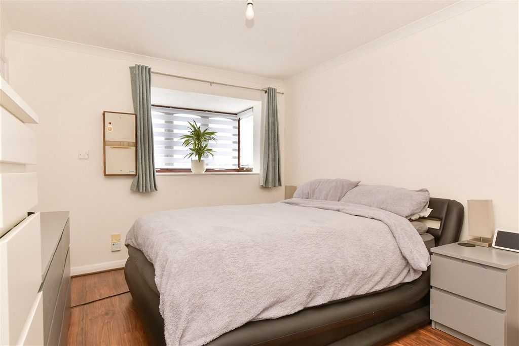 Property photo 1 of 12 Bedroom