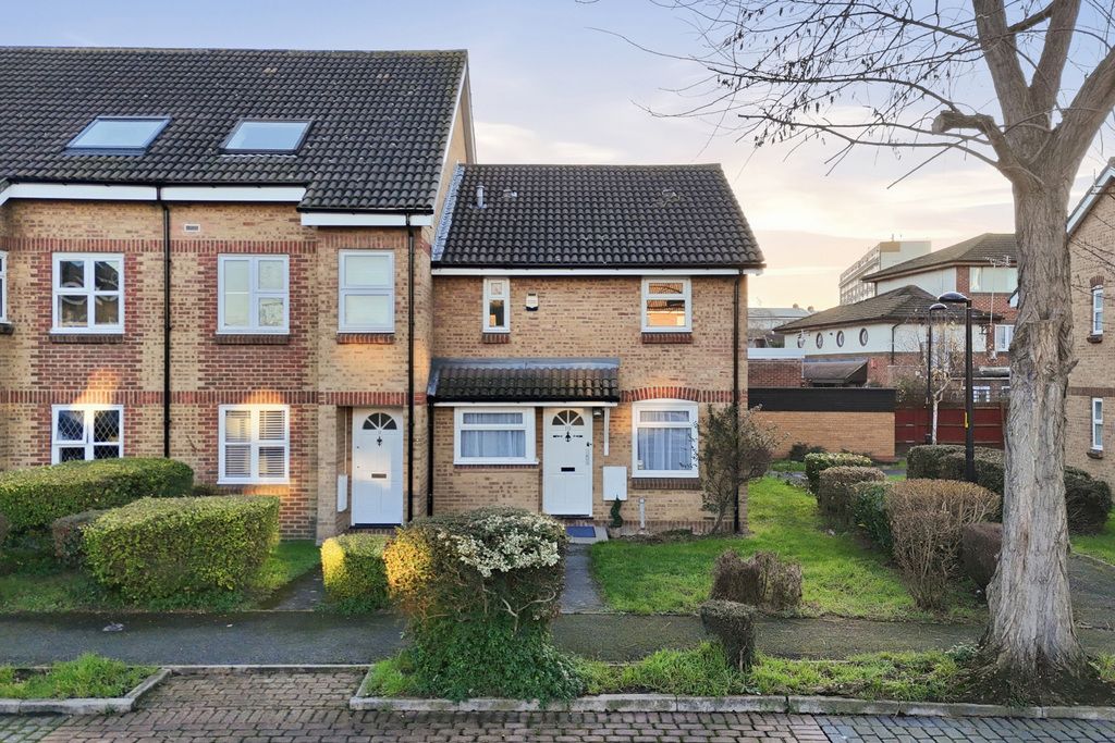 Property photo 1 of 11