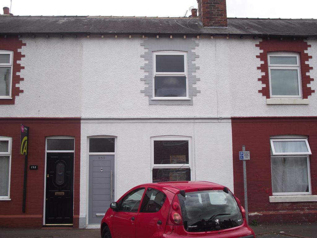 Property photo 1 of 10 Front