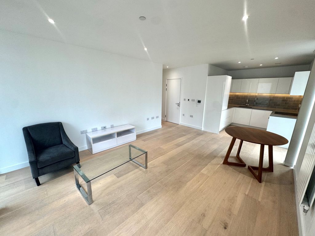 Property photo 3 of 11 Photo 9