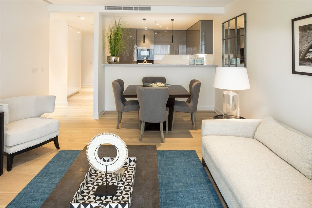 Property photo 3 of 11 Picture No. 28