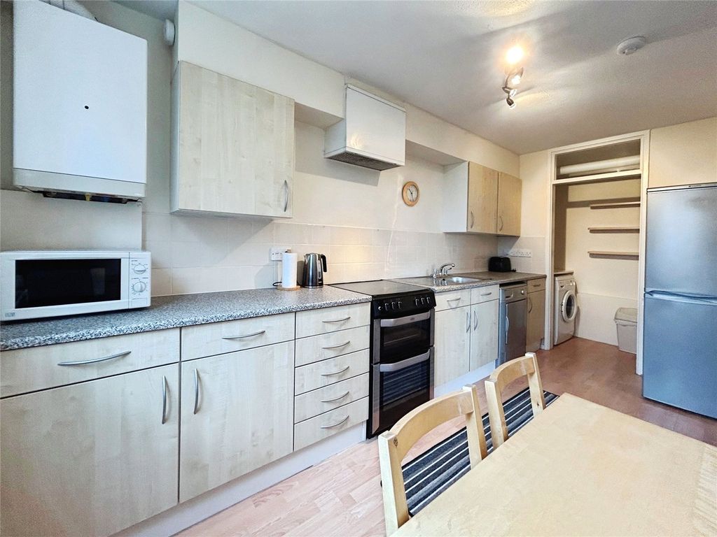 Property photo 2 of 13 Picture No. 03