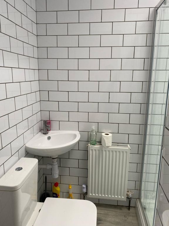 Property photo 3 of 8 Shower Room