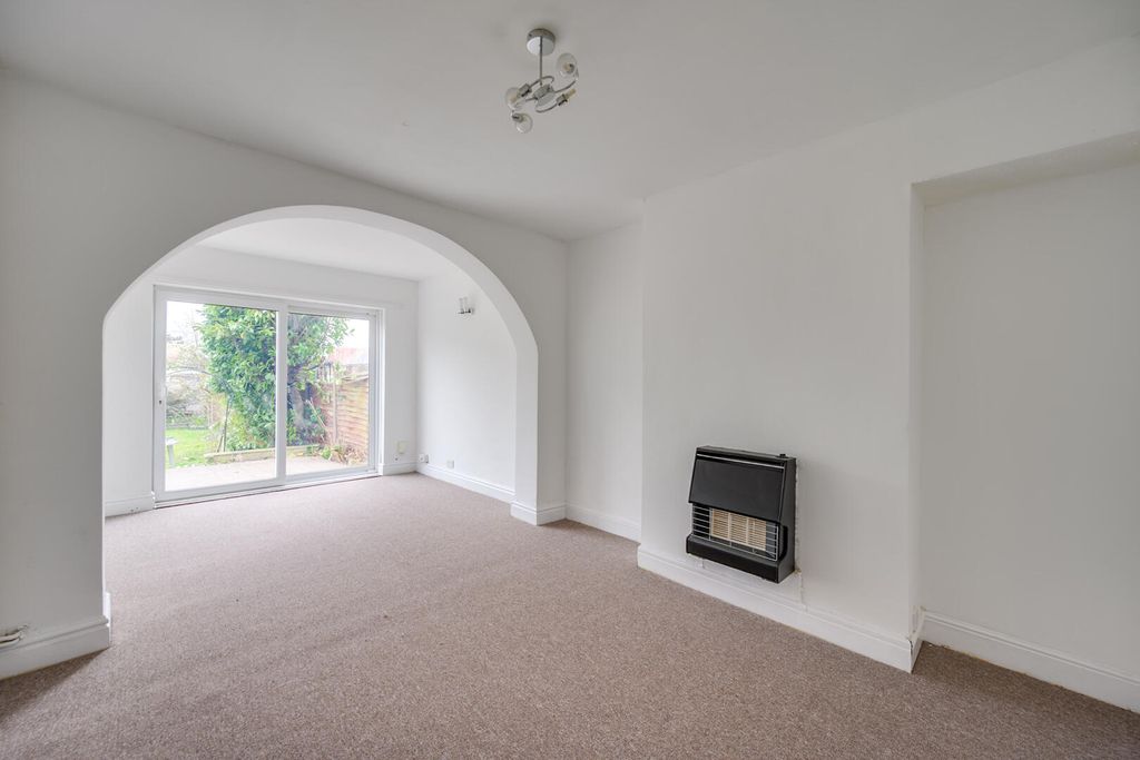 Property photo 3 of 22 Living Room