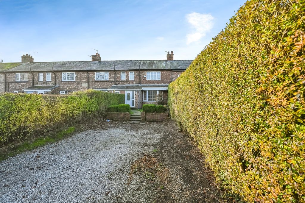 Property photo 2 of 19 Pbox-Img.Jpg