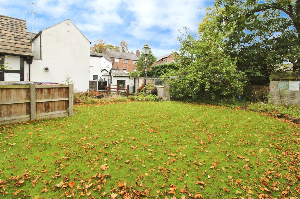 Property photo 3 of 17 Picture No. 02