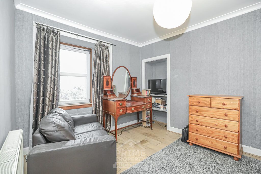 Property photo 2 of 36