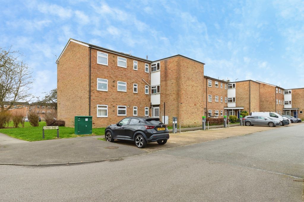 Property photo 1 of 12