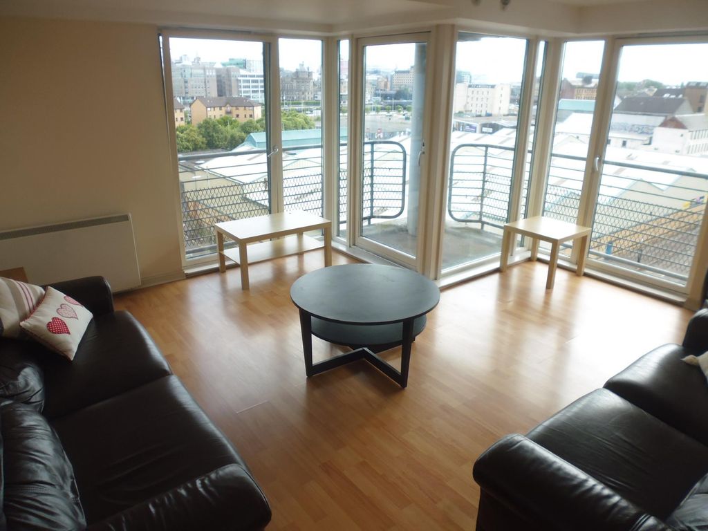 Property photo 2 of 11