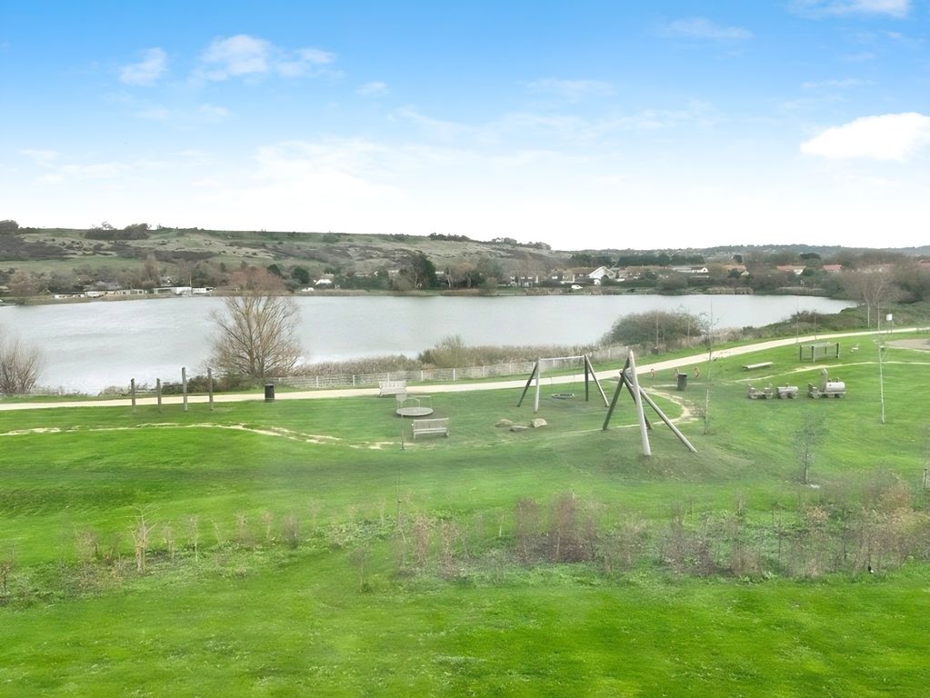 Property photo 2 of 15 Pbox-Img.Jpg