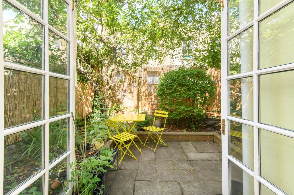 Property photo 2 of 15 Photo 1