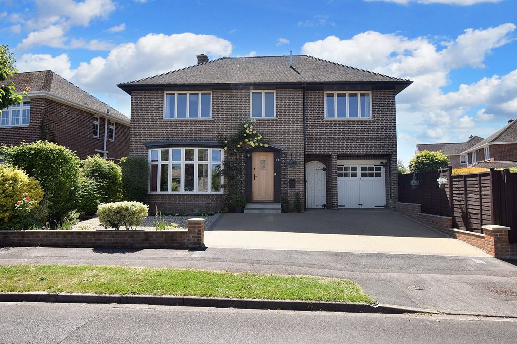 Property photo 1 of 14