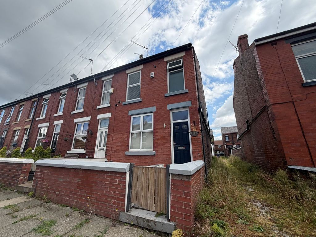 Property photo 2 of 12