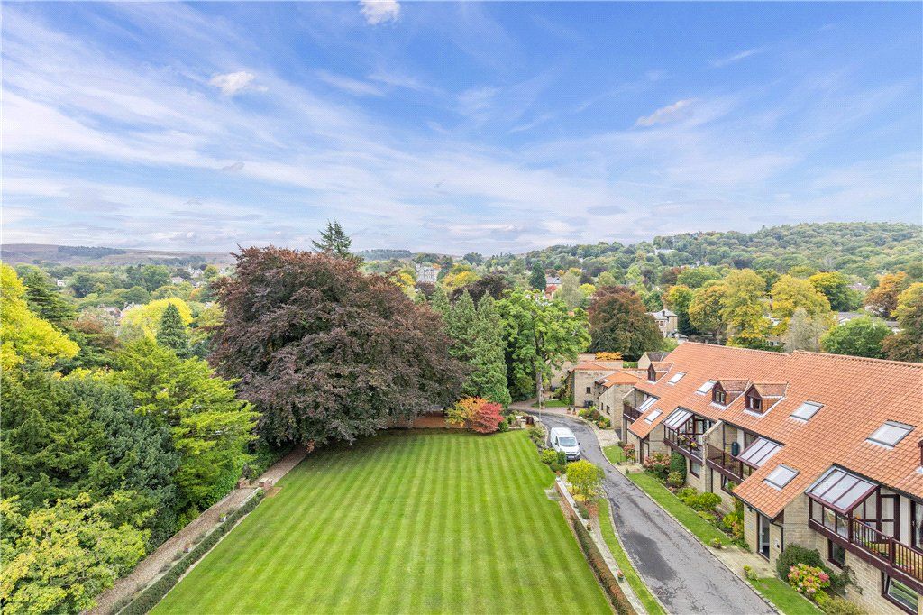 Property photo 3 of 21 Spectacular Views