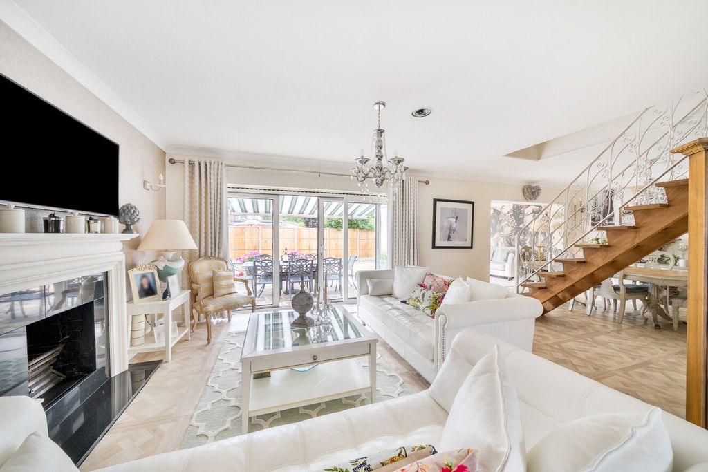 Property photo 2 of 19 1498950-14-6A6B7A...