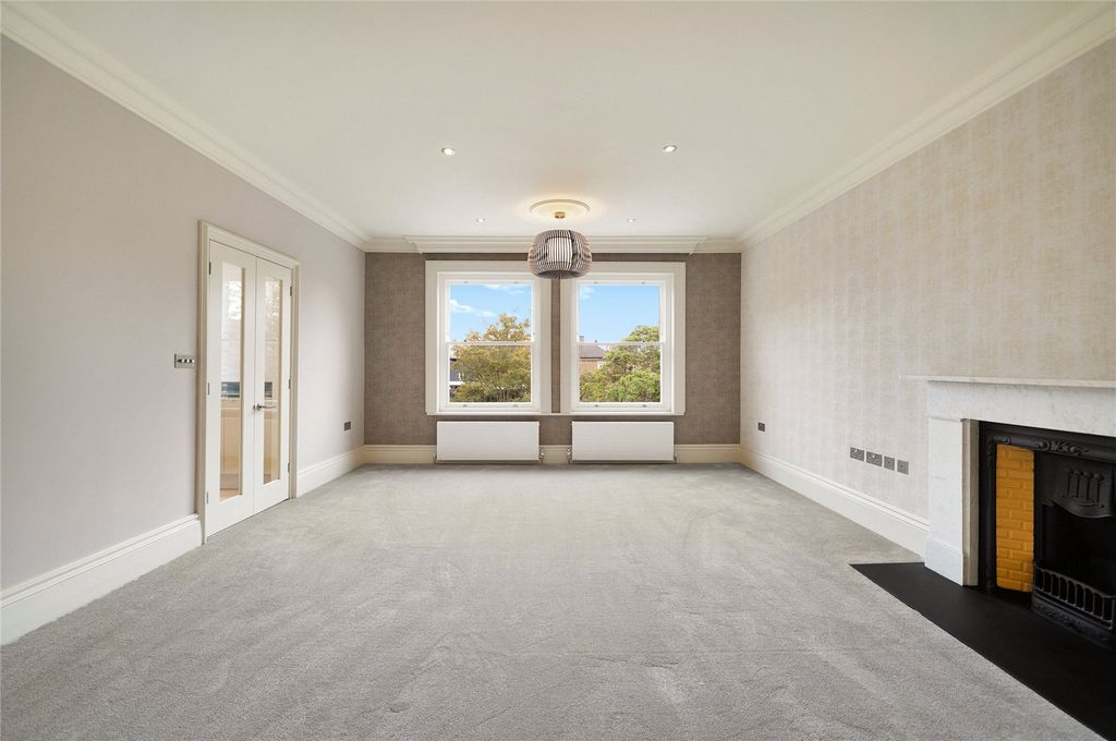 Property photo 2 of 25 Picture No. 38