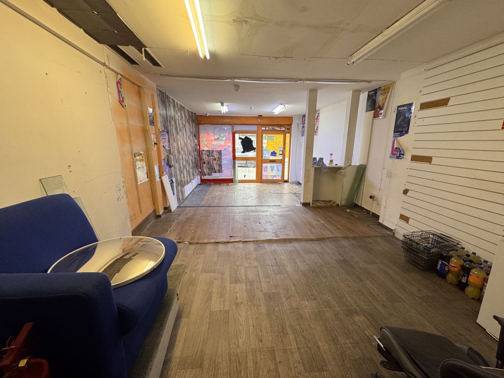 Property photo 2 of 8