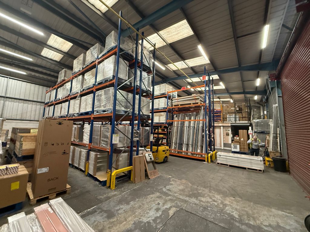 Property photo 3 of 4