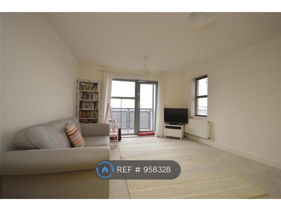 Property photo 2 of 9 Living Room