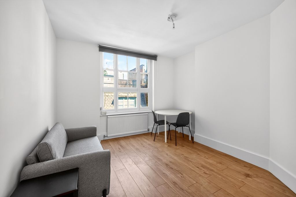 Property photo 1 of 19 Pbox-Img.Jpg