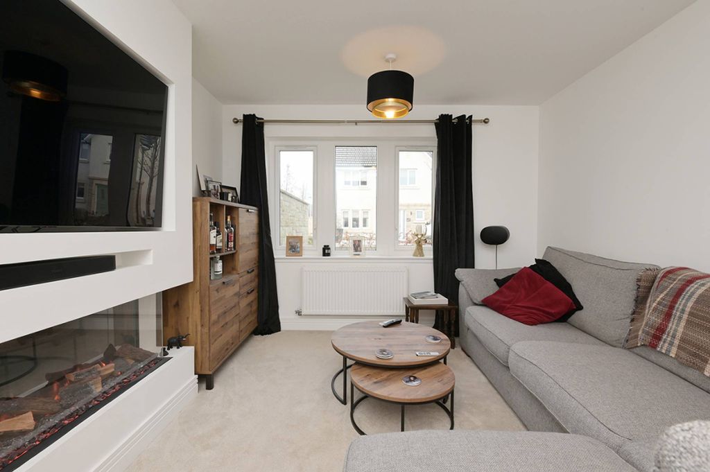 Property photo 3 of 30