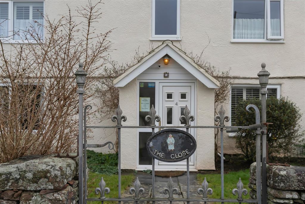 Property photo 2 of 38 Img_1518.Jpg