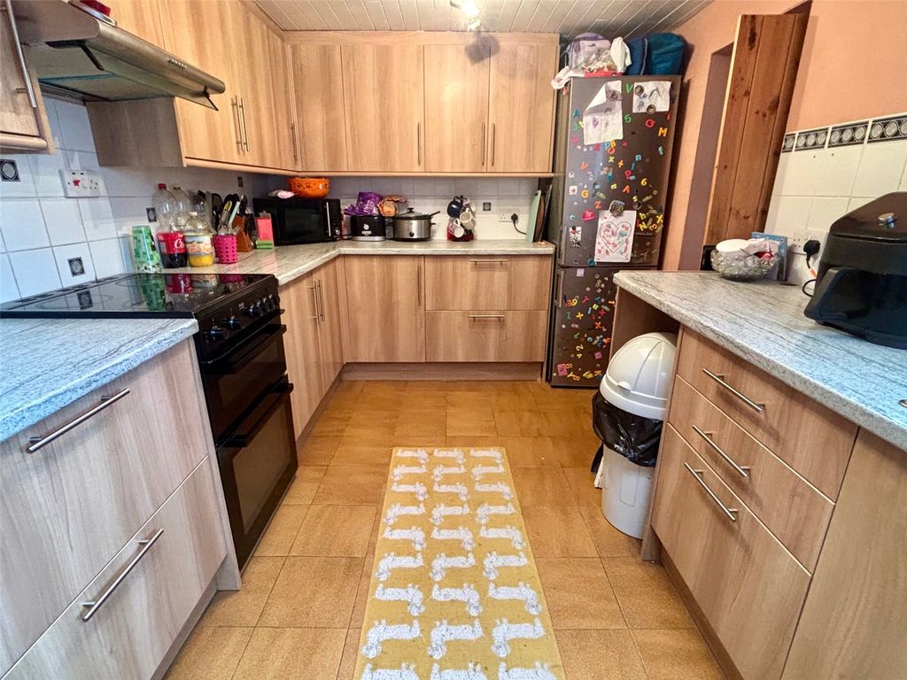 Property photo 3 of 22 Picture No. 01