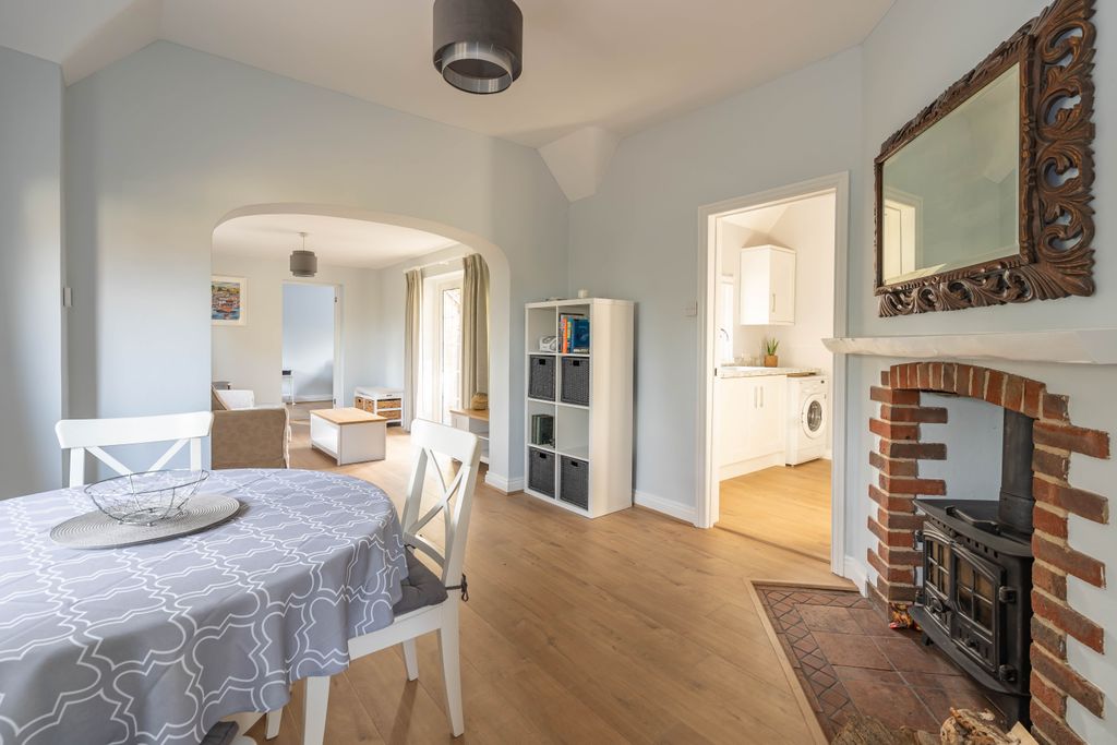 Property photo 3 of 9 Image