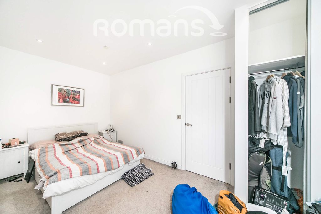 Property photo 3 of 7 Property Image