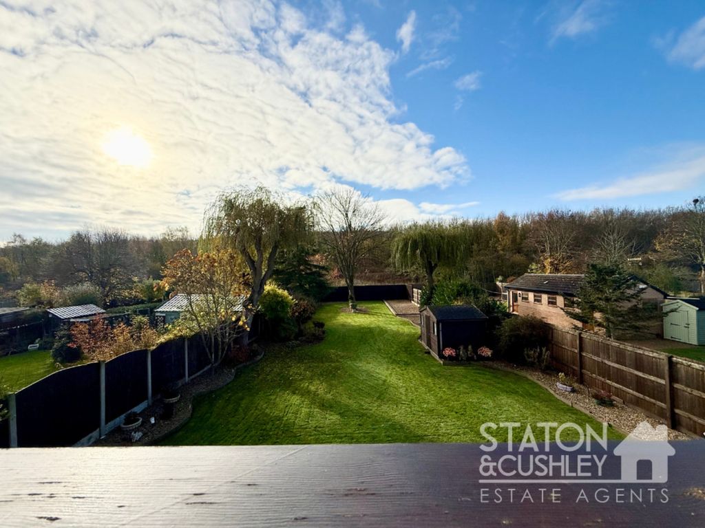 Property photo 2 of 39