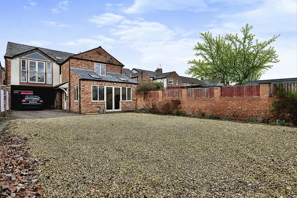 Property photo 3 of 19 Picture No. 29