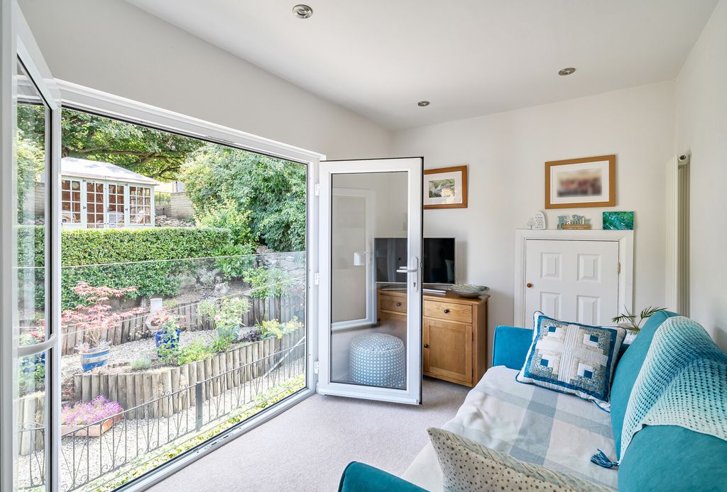 Property photo 3 of 20 1495279-9-6A60d95...