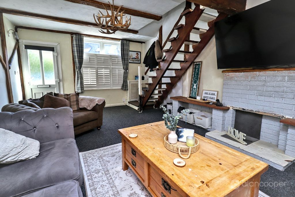 Property photo 3 of 21 5372343