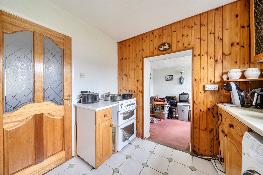 Property photo 3 of 22 Picture No. 15