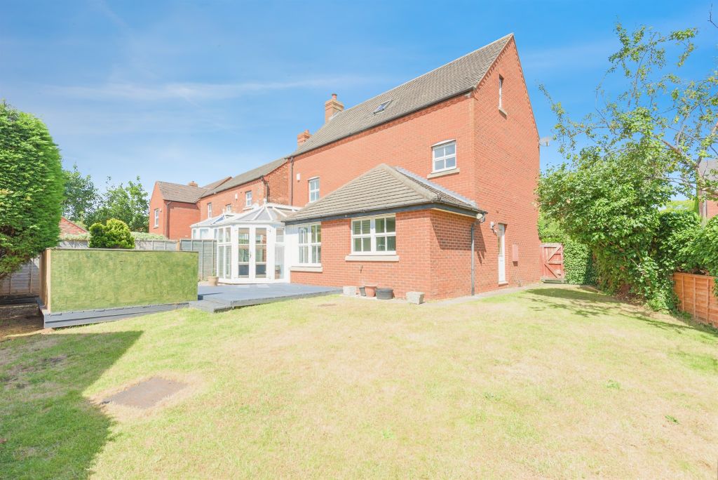 Property photo 3 of 17