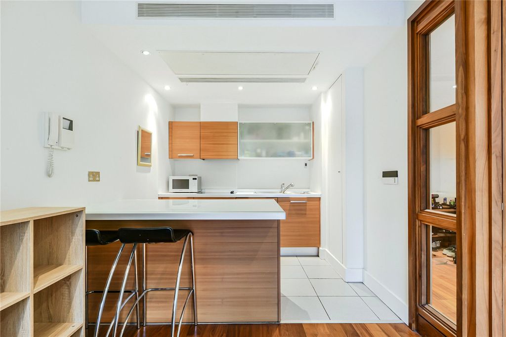 Property photo 3 of 9 Picture No. 07
