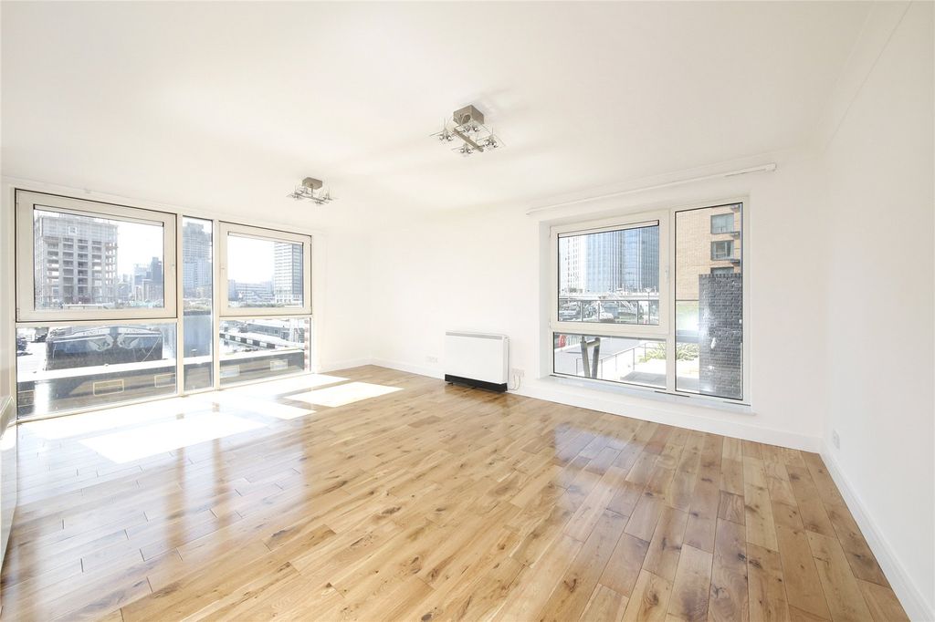 Property photo 2 of 10 Reception Room