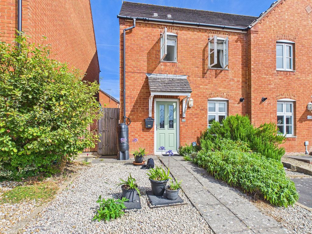 Property photo 1 of 21