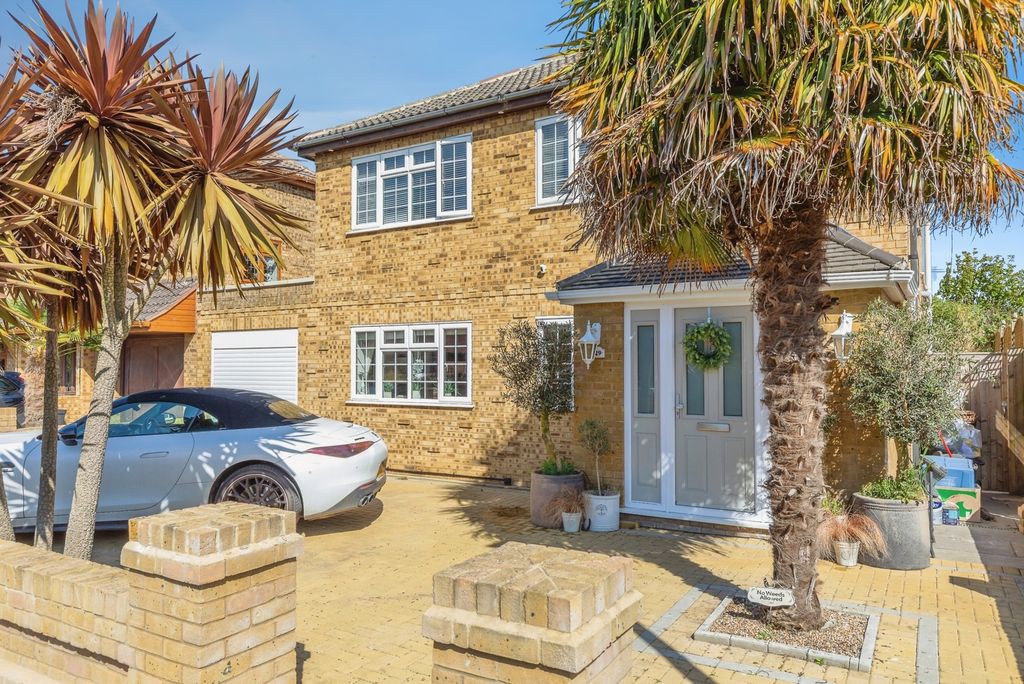 Property photo 2 of 19 Pbox-Img.Jpg