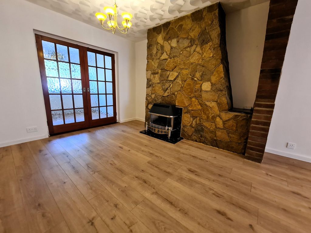 Property photo 3 of 18 Picture No. 24