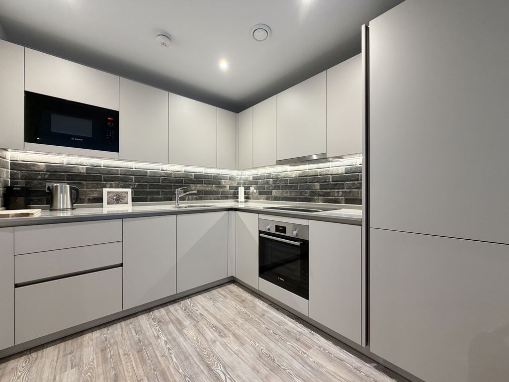 Property photo 3 of 15 Img_3732