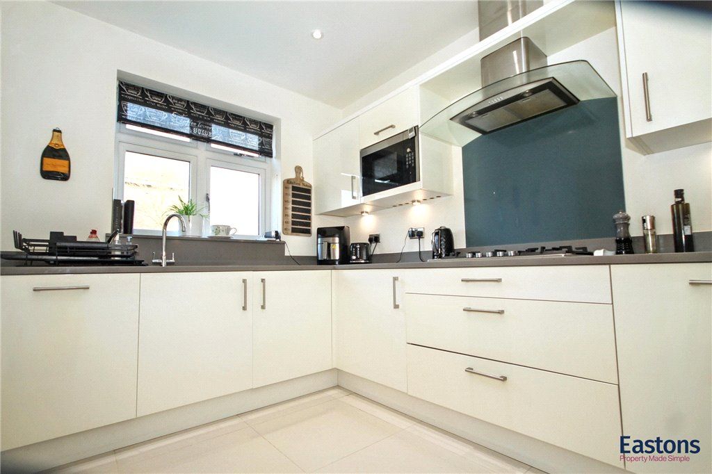 Property photo 3 of 29 Picture No. 35