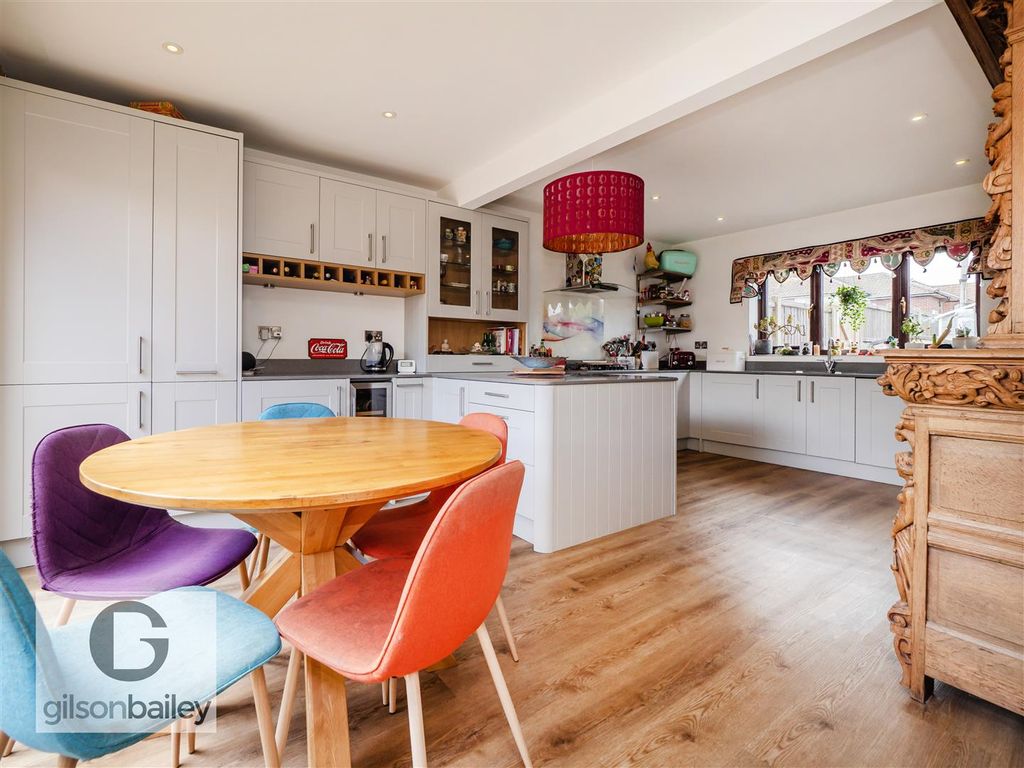 Property photo 2 of 51 96Cosenshardyroad-42.Jpg