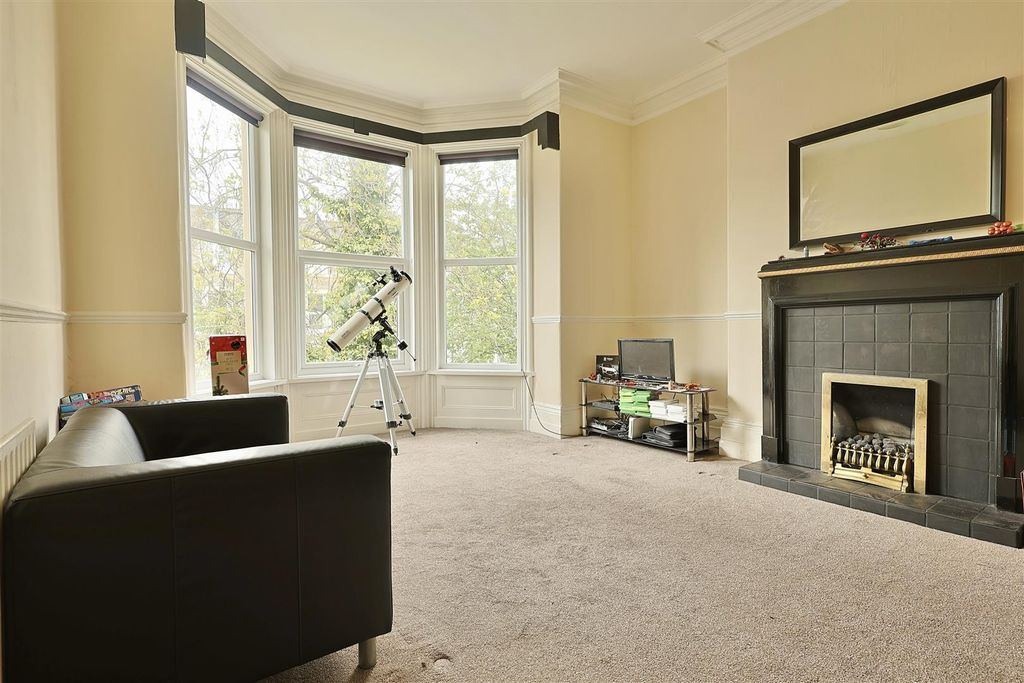 Property photo 1 of 8 92628E6B-92Ea-457B-84Ea-D0107C65A58B_1_201_A.Jpeg