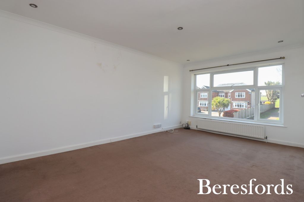 Property photo 3 of 9 Picture No. 16