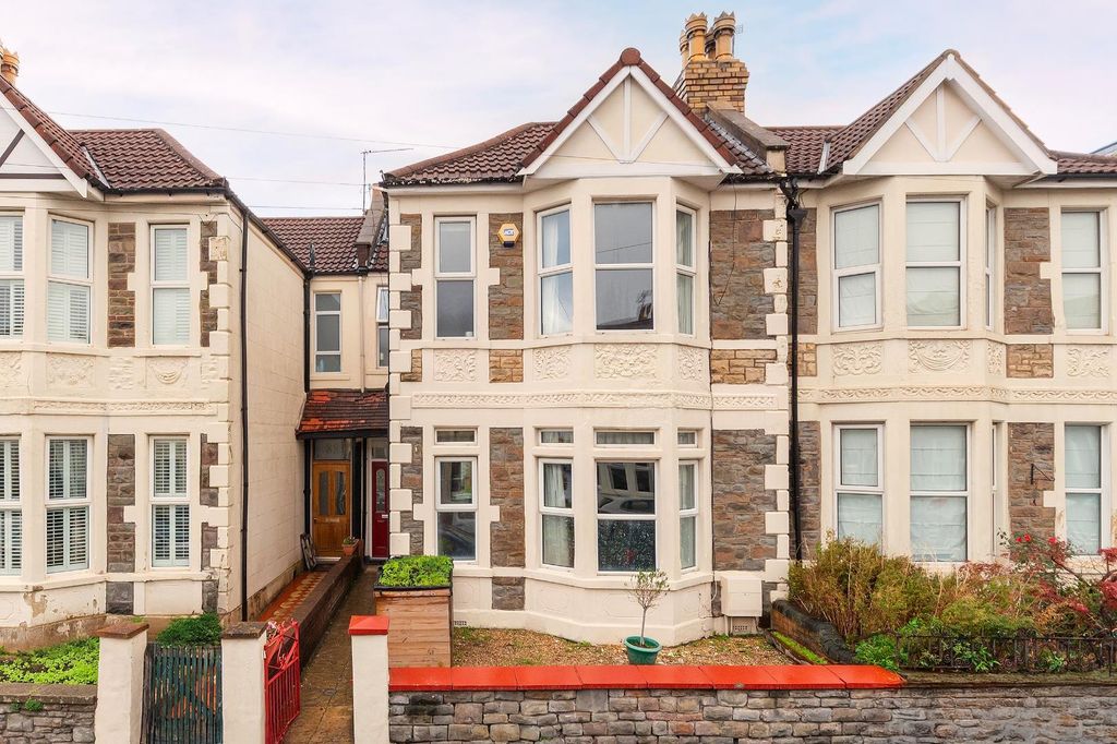 Property photo 2 of 36 9W0Rbn - External C.Jpg