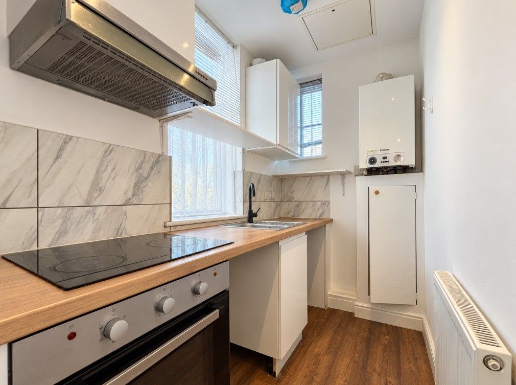 Property photo 1 of 6 2 Bed Flat To Rent The Broadway, Southall Ub1